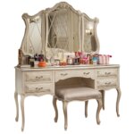 Neo-sweet dresser