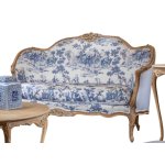 Blunood sofa