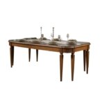 Cleo dining table